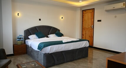 The Ola Residency Room Type - Deluxe Room