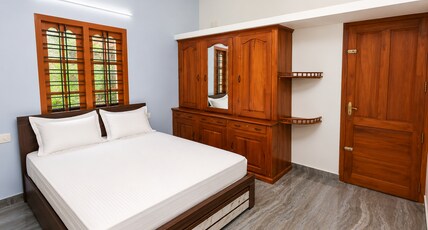 Le Western Room Type - non ac deluxe room