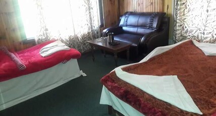 Hotel Kohinoor Room Type - Double Bedroom