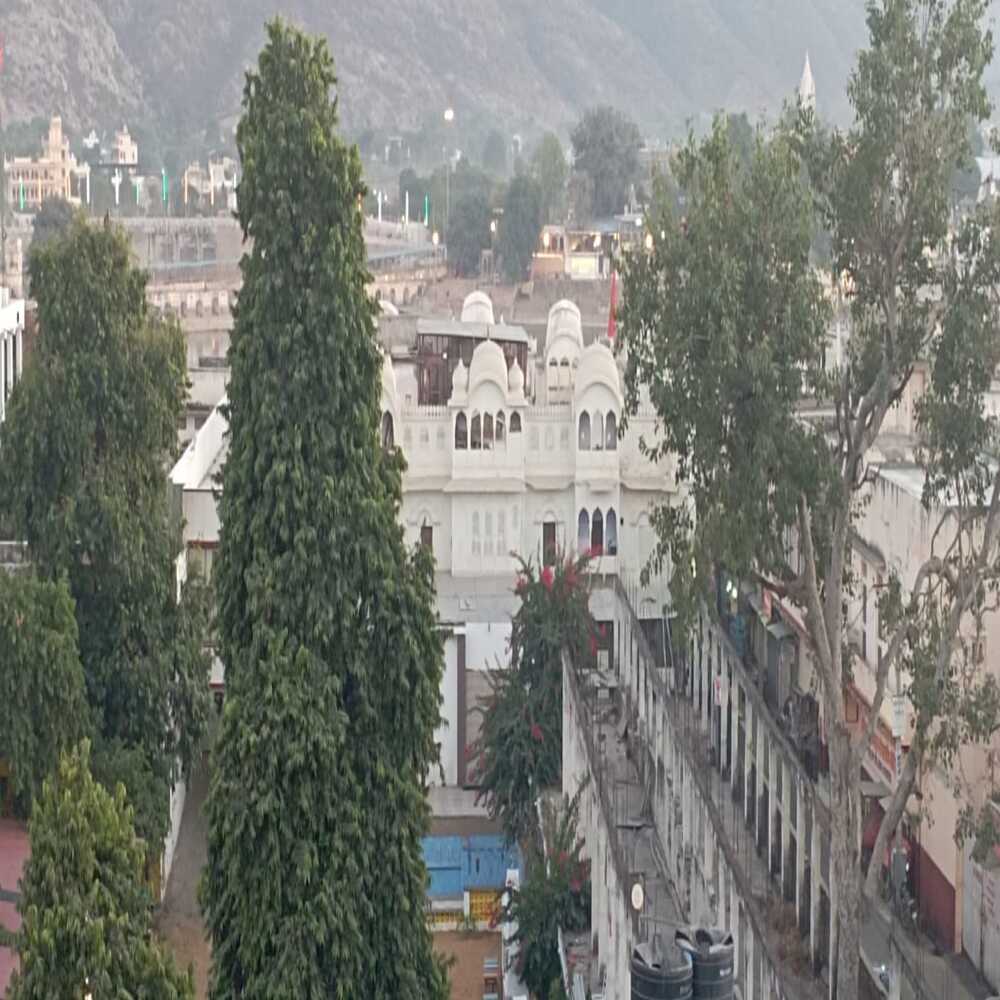 Hotel GP Palace, Pushkar - Near Pushkar Lake - Tap to explore photos