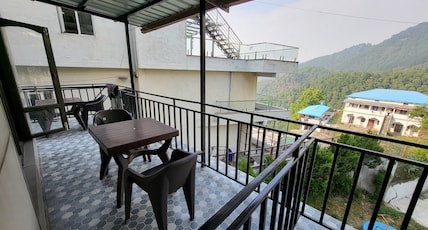 Hotel Paradise Continental @ Mall Road with Free Parking Room Type - DOUBLE BED WITH VIEW AND BALCONY WITH SOFA CUM BED -1 AND -2 FLOOR Hotel Paradise Continental @ Mall Road with Free Parking Room Type - DOUBLE BED WITH VIEW AND BALCONY WITH SOFA CUM BED -1 AND -2 FLOOR