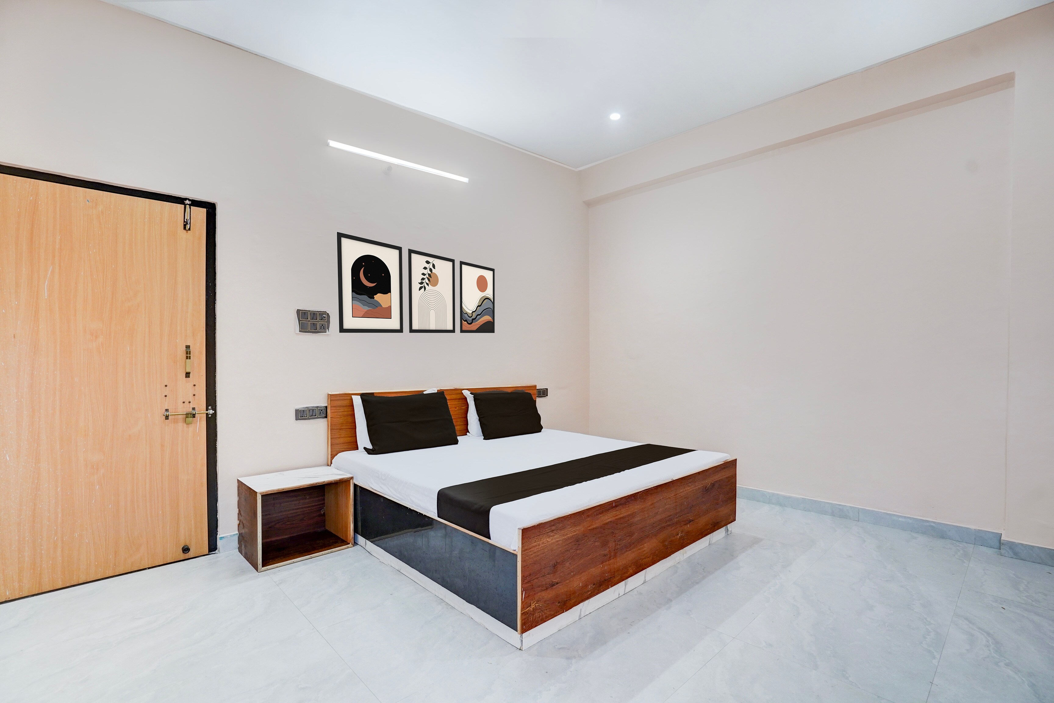 Hotel O Sairam Guest House - Tap to explore photos