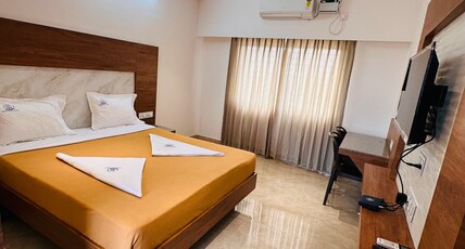SLN Pride Room Type - Deluxe AC Rooms