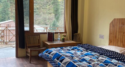 The Mad King's House & Cafe Room Type - Double Deluxe Room
