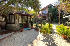 Oxygen Homestay | Rooms & Kitchen