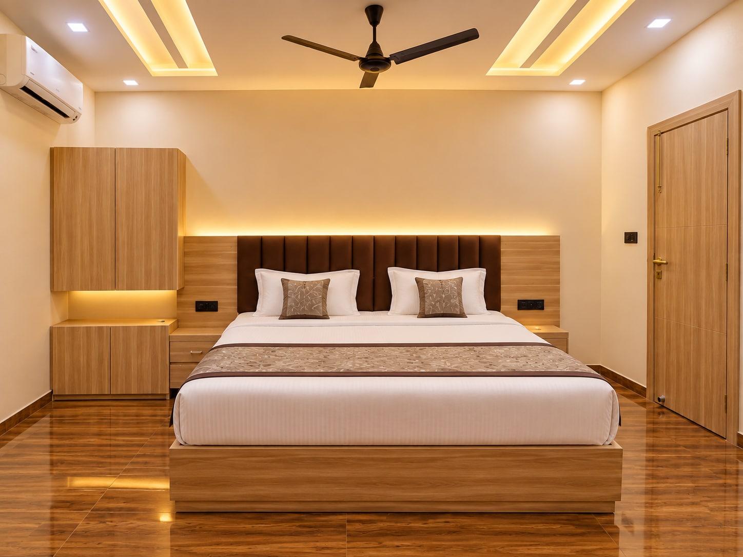 Hotel Akrati Inn Near Prem Mandir - Tap to explore photos