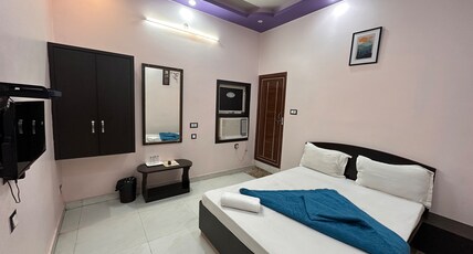 Hotel Sai Palace Room Type - Classic Room (X2) without Balcony