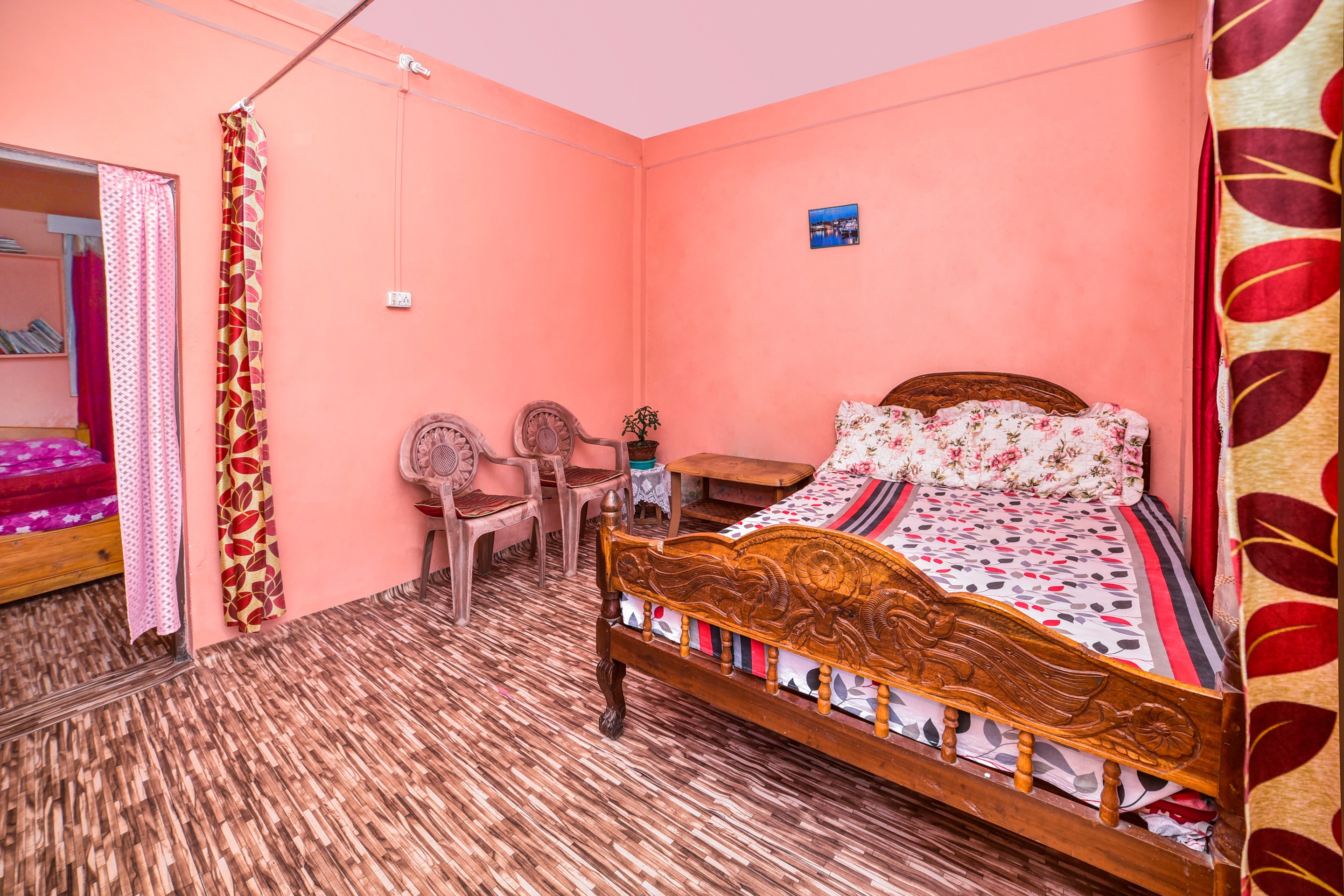 Tashi Delek Cottage (Room For Four) - Tap to explore photos