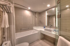 Holiday Inn Express Luoyang Yichuan