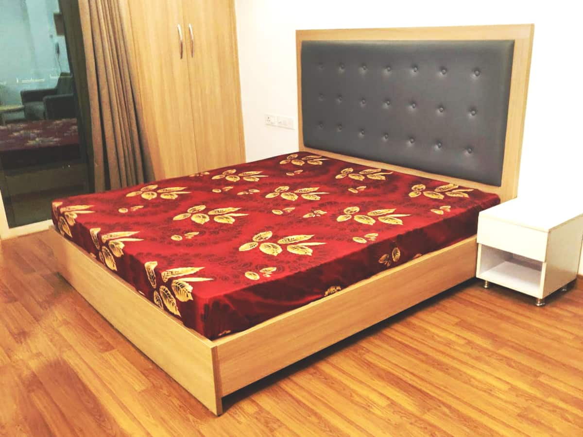 UNO HOMES - AMAZING PLACE TO STAY & CHILL IN NOIDA - Tap to explore photos