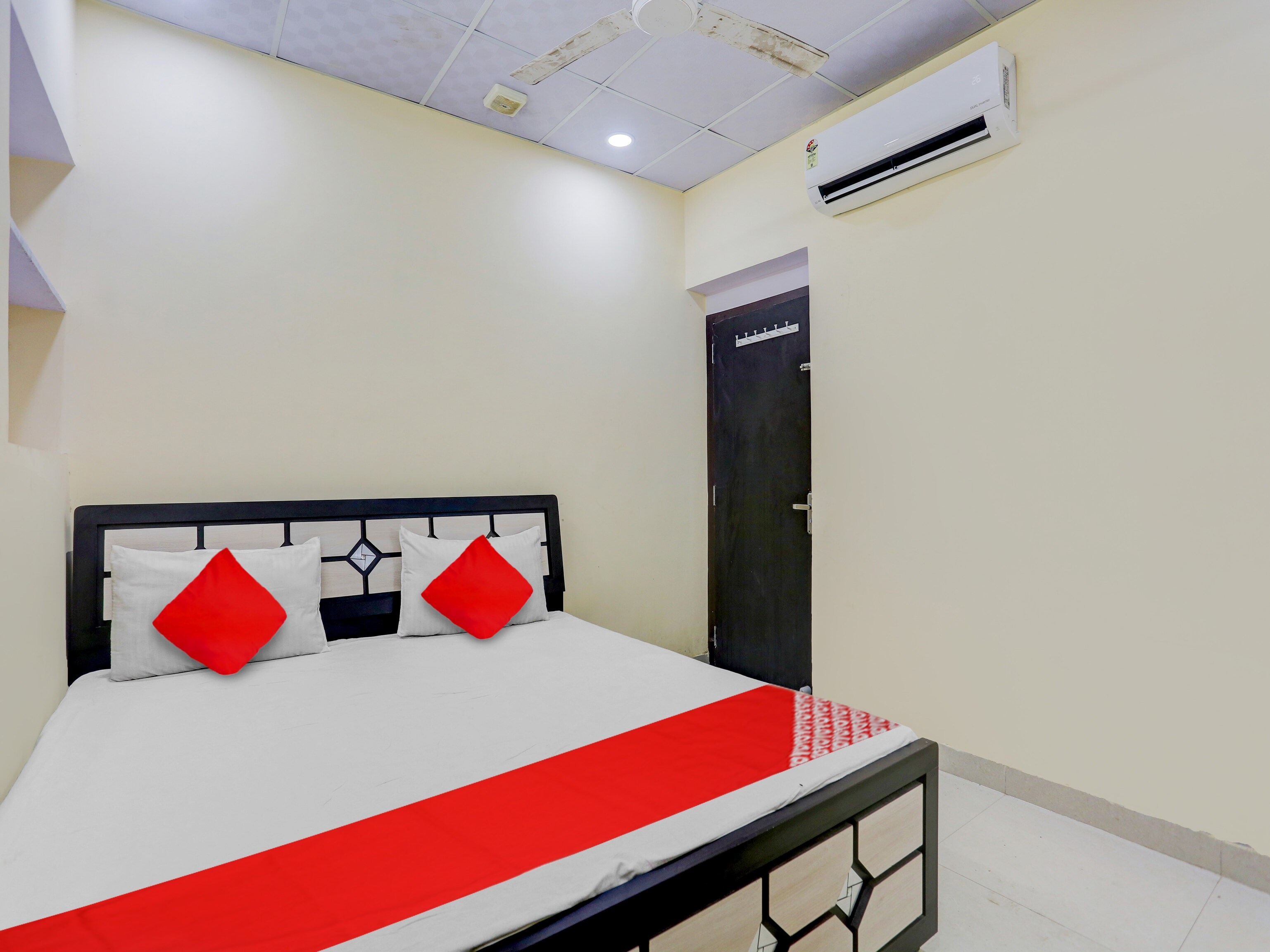 Hotel O Aravali Guest House - Tap to explore photos