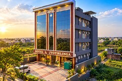 Hotel Jyotirlinga - One Way Transfer to Mahakal Temple