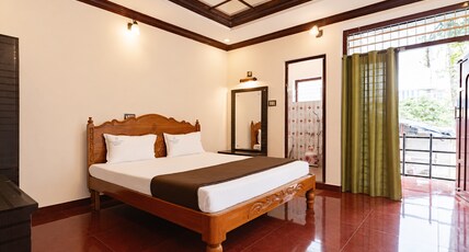 Thekkady Arasi Room Type - Deluxe Room With Balcony
