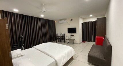 Hotel Fun n Food Room Type - Deluxe