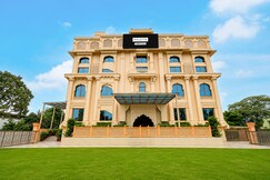 Palette Hotel and Resorts Jagatpur Bus Stand