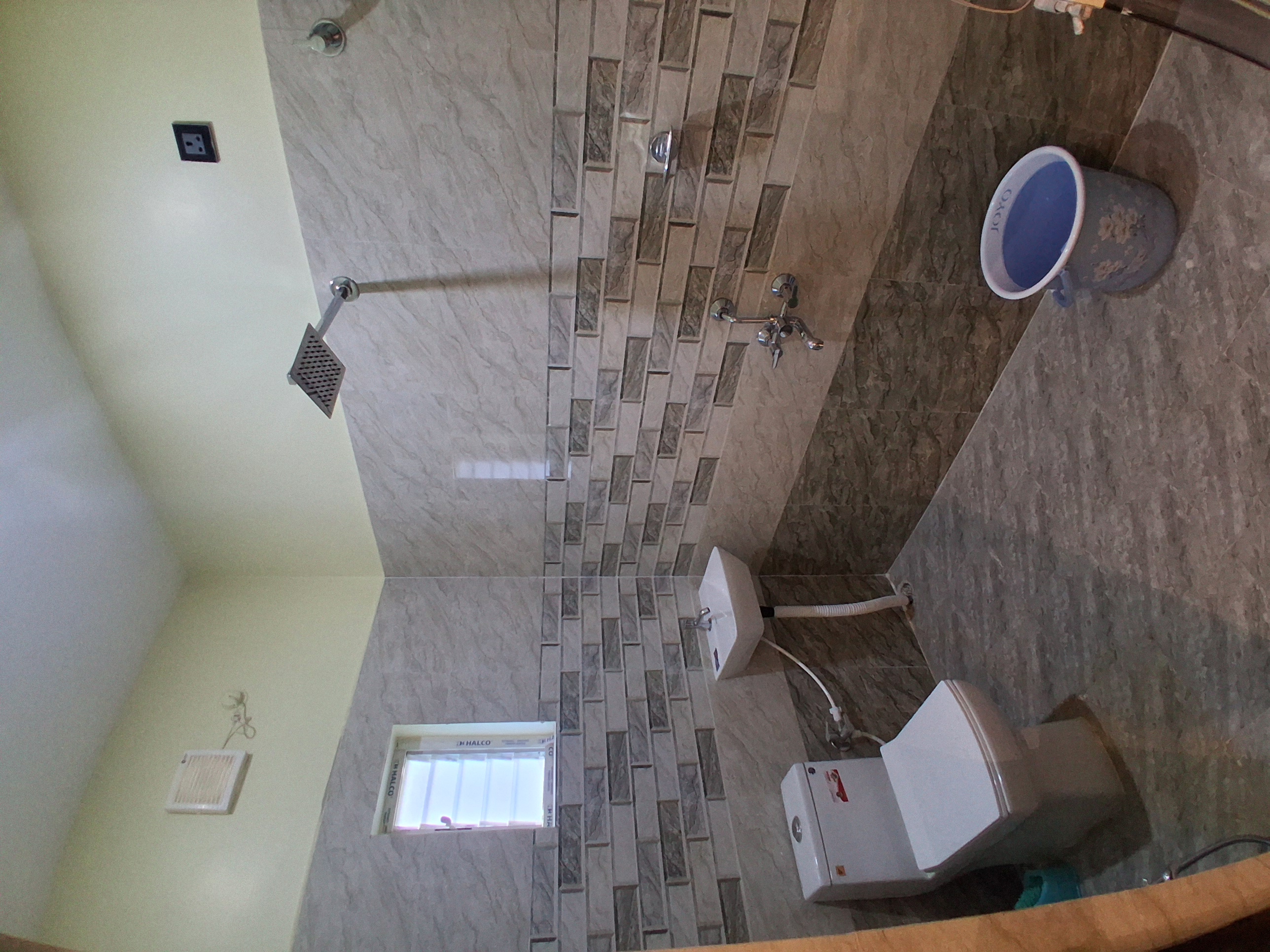 The Oasis Homestay - Tap to explore photos
