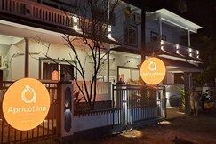APRICOT INN LUXURY AC ROOMS NEAR MORJIM BEACH