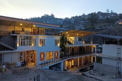 MISTY VALLEY INN