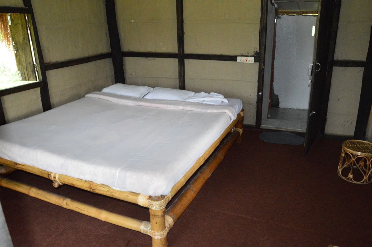 Lalimou Camp - Tap to explore photos