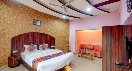 FabHotel Prime Rockstar Suites - Nr. Park Circus 7 Point Room Type - Suite Room