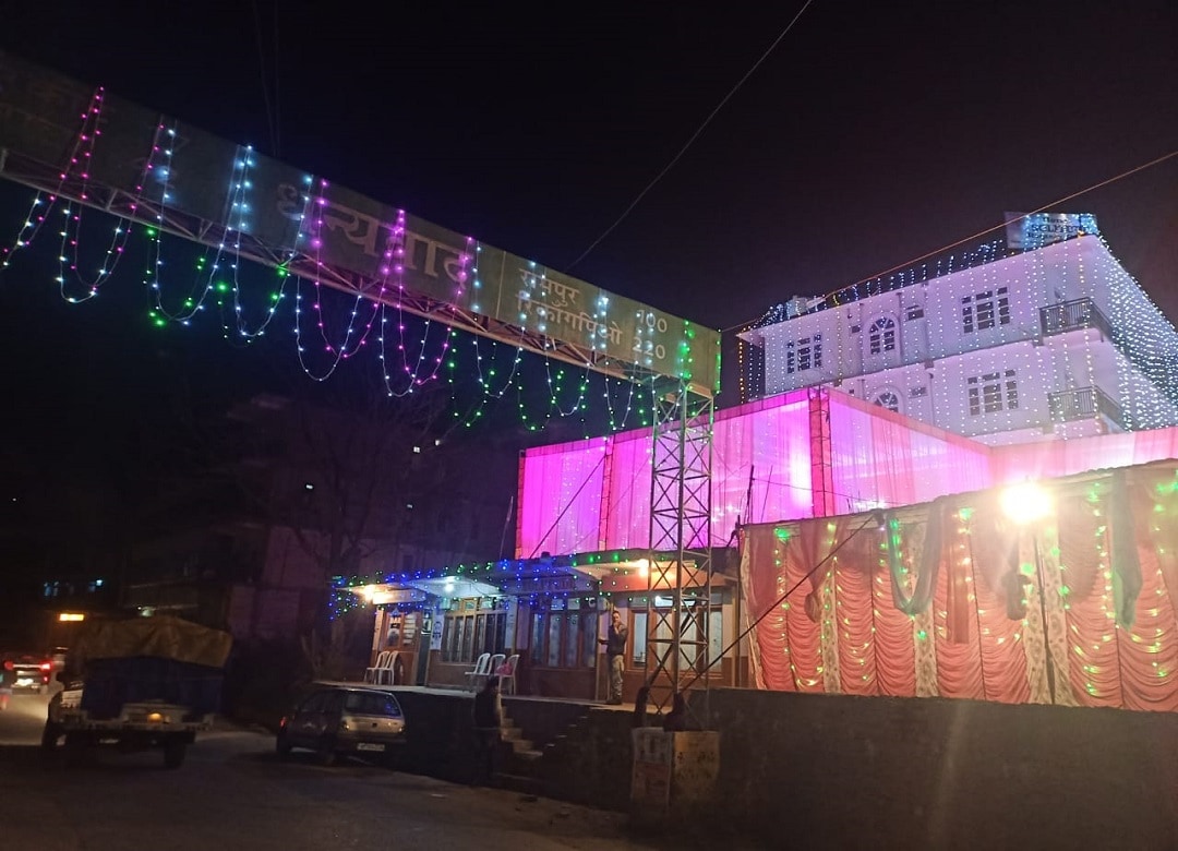 Hotel Solitude Regency - Tap to explore photos