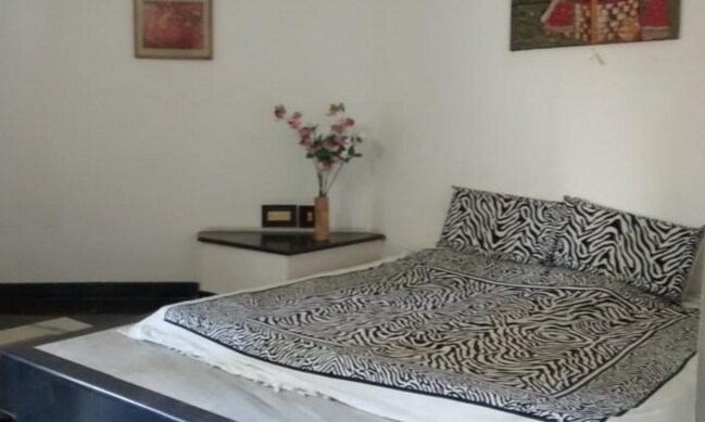 Hotel Sun Shine - Tap to explore photos