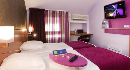 ibis Styles Bourg en Bresse Room Type - Suites with 1 double bed and a convertible sofa - maximum of 2 adults and 2 children ibis Styles Bourg en Bresse Room Type - Suites with 1 double bed and a convertible sofa - maximum of 2 adults and 2 children