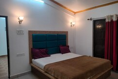 JS holiday Apartments Calangute