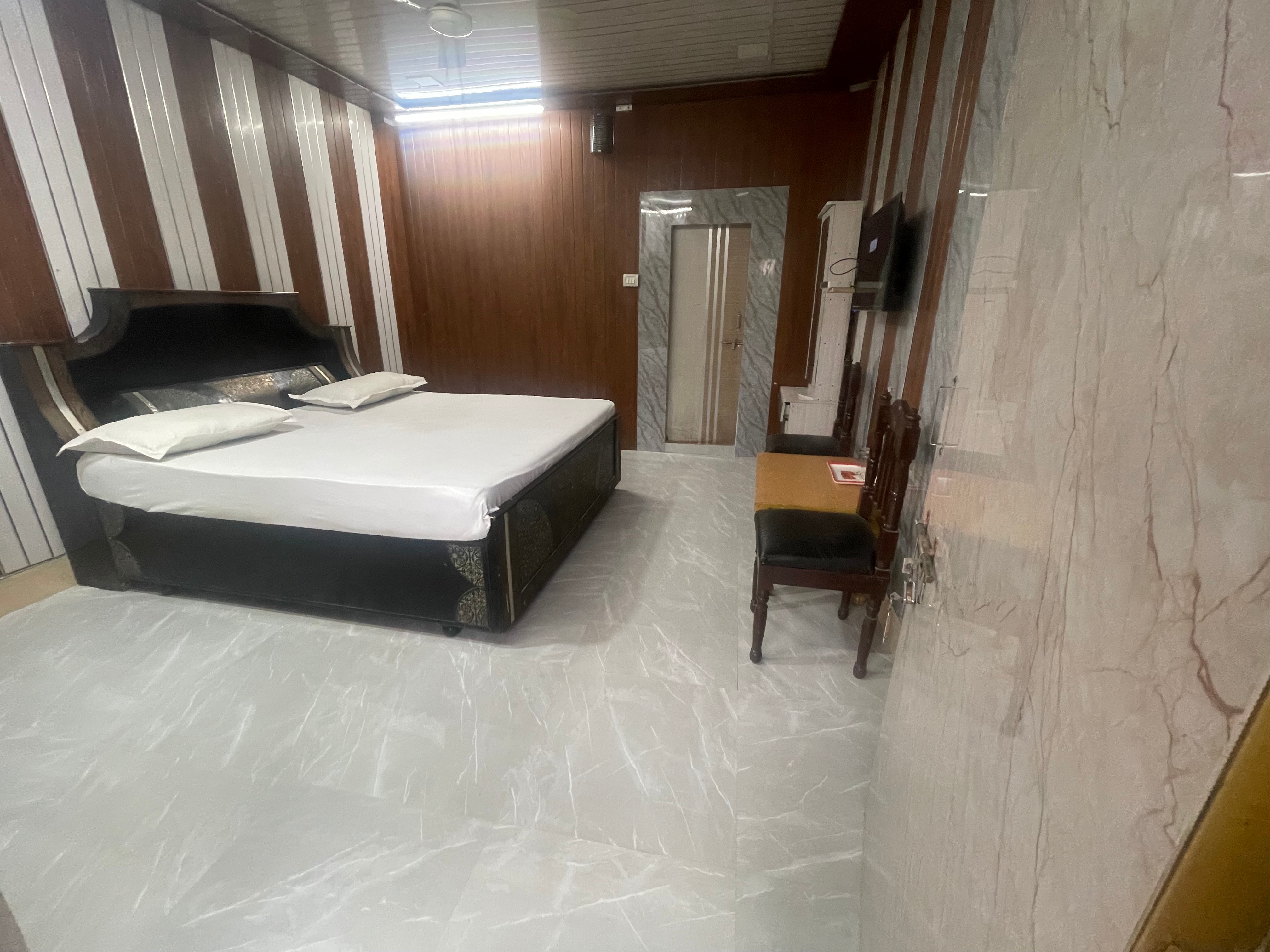 HOTEL NEELAM - Tap to explore photos