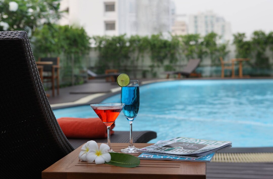Lohas Residences Sukhumvit - Tap to explore photos