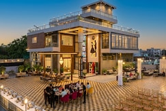 DREAM HOUSE CLUB AND RESORT