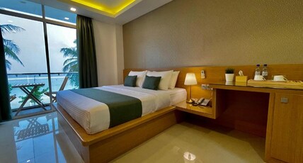 Huvan Beach Room Type - Super Deluxe Double Room with Sea View Huvan Beach Room Type - Super Deluxe Double Room with Sea View