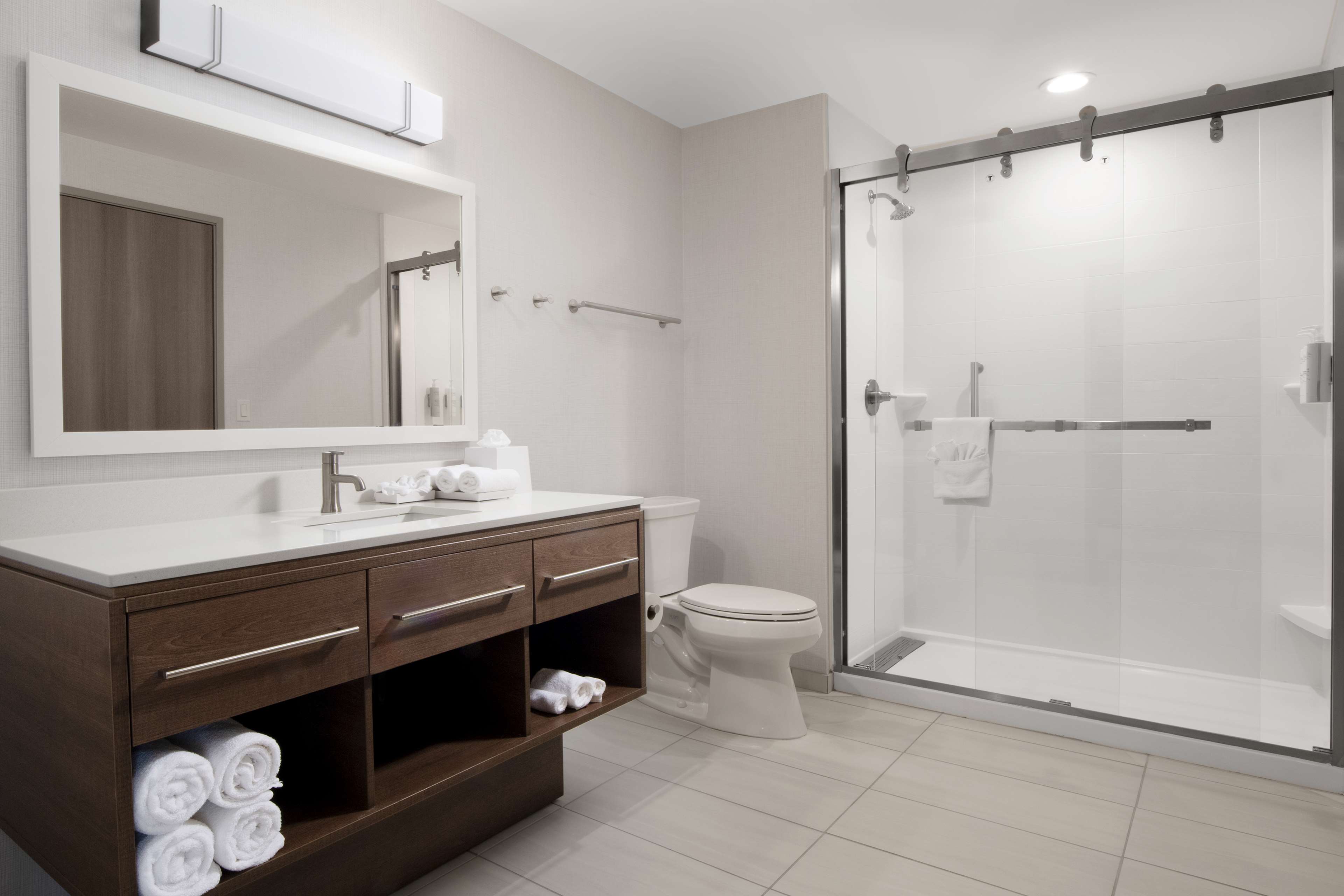 Home2 Suites by Hilton Albuquerque Airport - Tap to explore photos