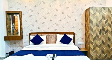 HOTEL THE PUSHPRAJ Room Type - Triple Bed Deluxe room