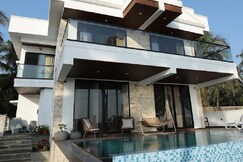 Sea Istaa the beach villa