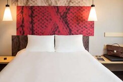 ibis Mazatl?n Marina