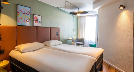 ibis Cannes Centre Room Type - Standard Room with two single beds
