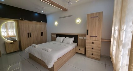 Science House Lux Inn Room Type - Bedroom 104