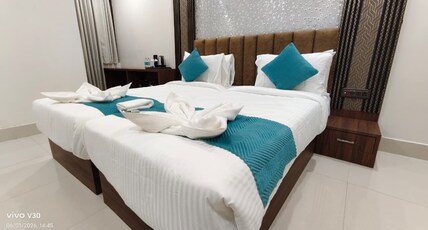 SKS SAFFRON SUITES Room Type - EXECUTIVE ROOM-TWIN BED