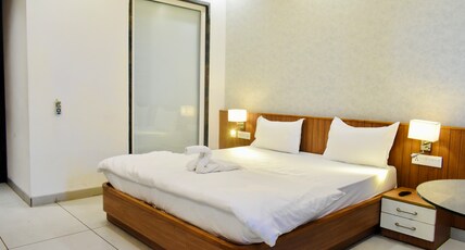 THE PRINCE ZENQ XPRESS RESORTT ROHTAK Room Type - Premium Room THE PRINCE ZENQ XPRESS RESORTT ROHTAK Room Type - Premium Room