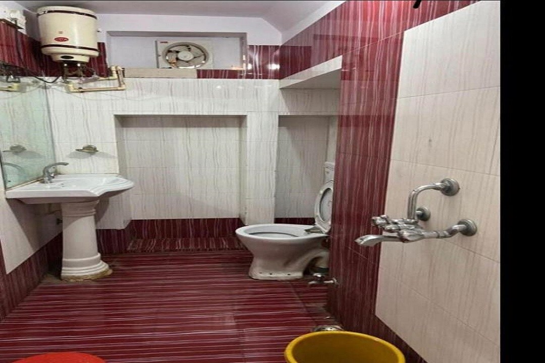 Banaji Guest House - Tap to explore photos