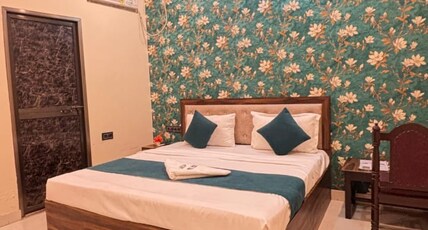 Hotel Harmony Heaven Room Type - Deluxe Double Room