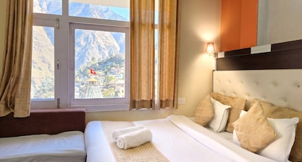 HOTEL UDAY PALACE NEAR NARSINGH TEMPLE - JOSHIMATH Room Type - Deluxe with Balcony HOTEL UDAY PALACE NEAR NARSINGH TEMPLE - JOSHIMATH Room Type - Deluxe with Balcony