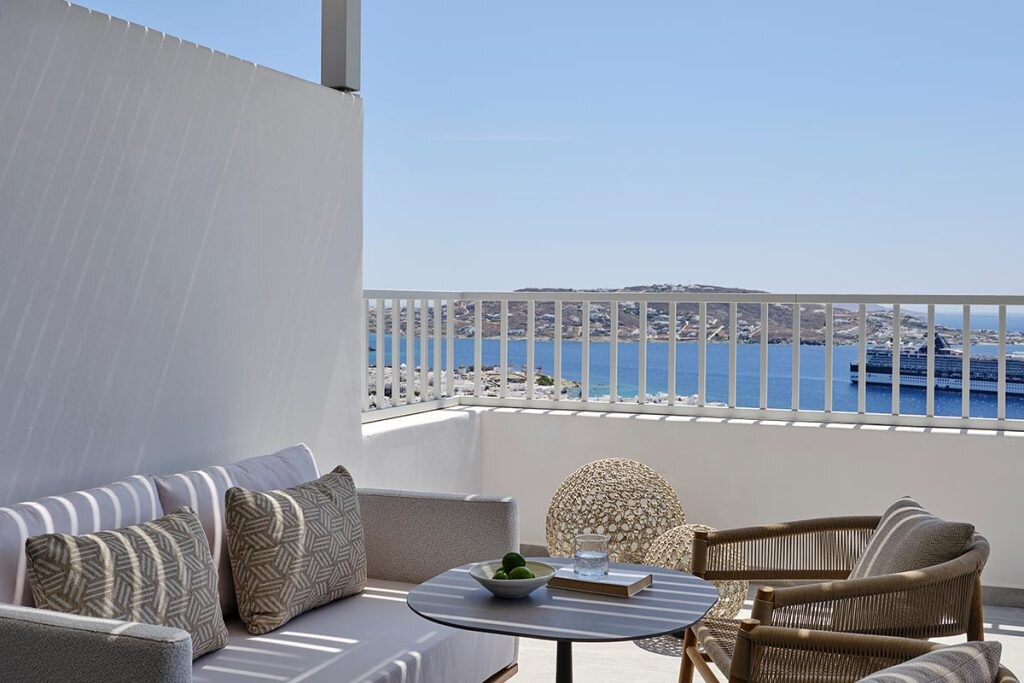 Deos Mykonos - Tap to explore photos