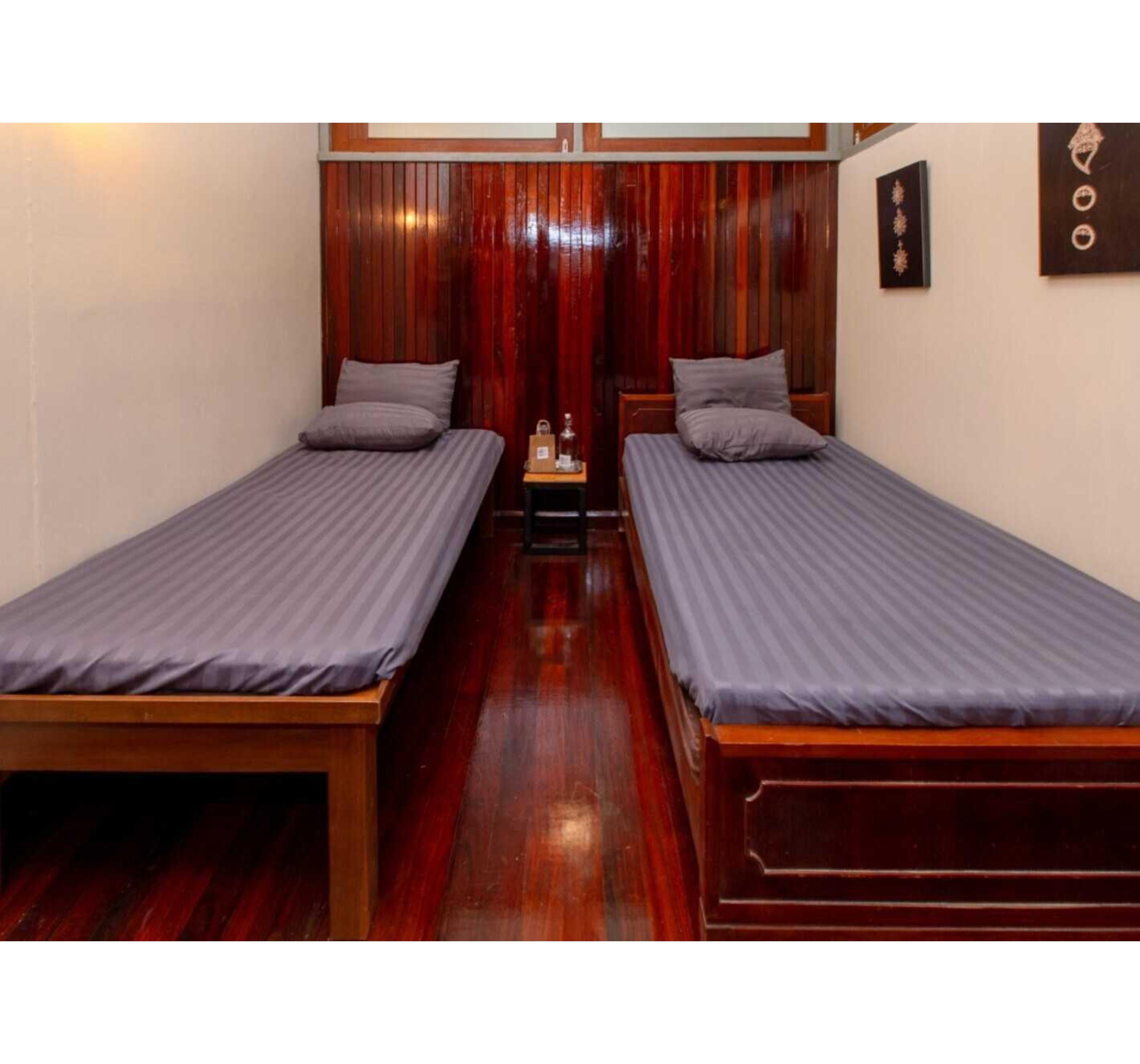 OYO 75469 Baan Kong Hostel - Tap to explore photos