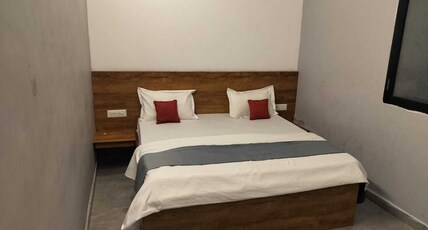 Hotel O Swarg Inn Room Type - Classic