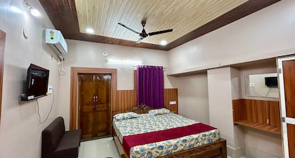Dev Pratima Premium Residency - 4 Mins Walk To Shree Jagannath Temple Room Type - Premium Quadruple Room (2 Luxuria Rooms combo) Dev Pratima Premium Residency - 4 Mins Walk To Shree Jagannath Temple Room Type - Premium Quadruple Room (2 Luxuria Rooms combo)