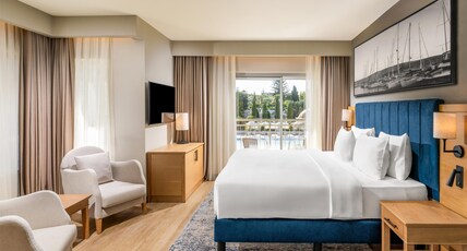 Radisson Blu Resort & Spa, Cesme Room Type - Superior Suite - Pool View amp; Balcony