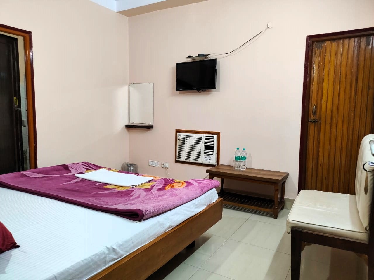 HOTEL VAISHNAVI - Tap to explore photos