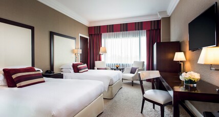  Movenpick Grand Al Bustan Room Type - Executive Room with 2 single beds